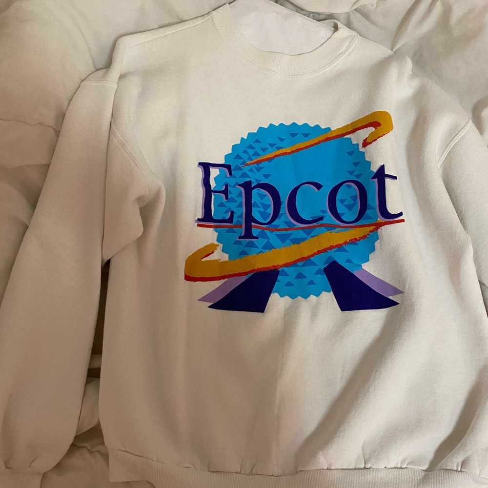 Vintage Epcot crewneck sweatshirt